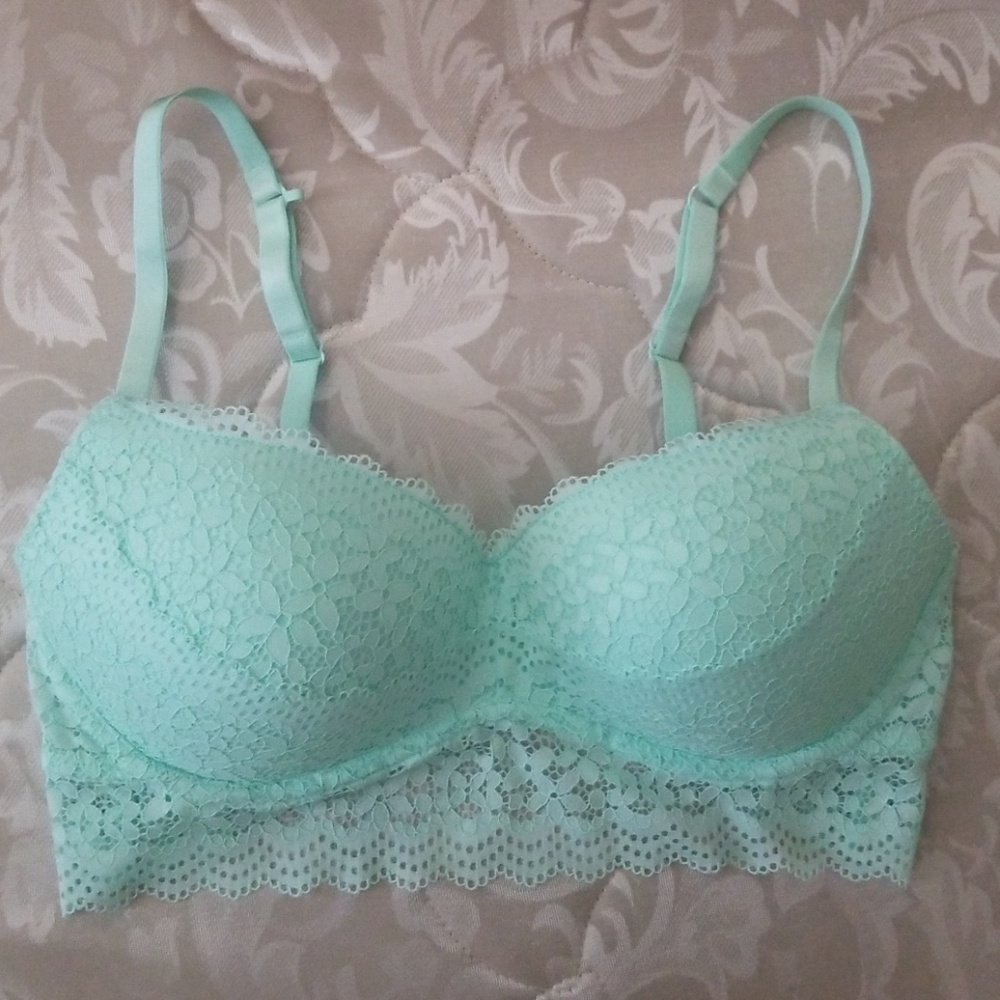 36C teal bra